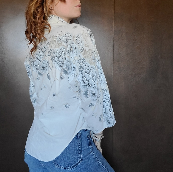 Vintage Floral Button Down - Picture 11 of 15